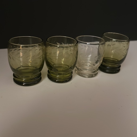 Antique shot glass set - Picture 2 of 4